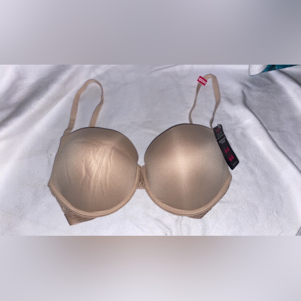 Nude bra NWT